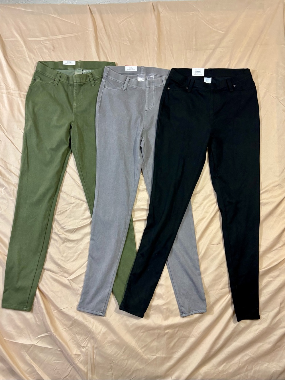 LOT OF 3 Time and Tru Stretch Jeggings Size S 4-6 Olive Grey Black